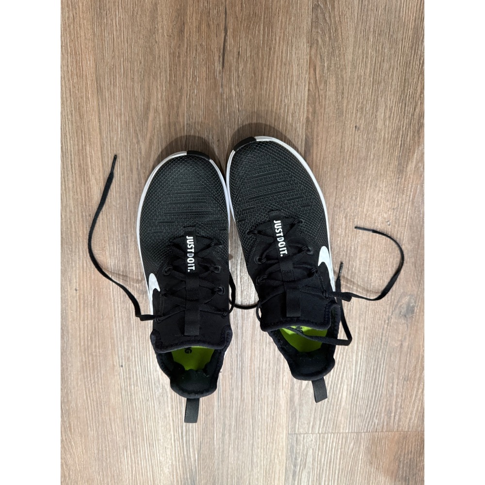 Nike Free TR 8 Womens Training Shoes Black White 942888-001 Sneakers